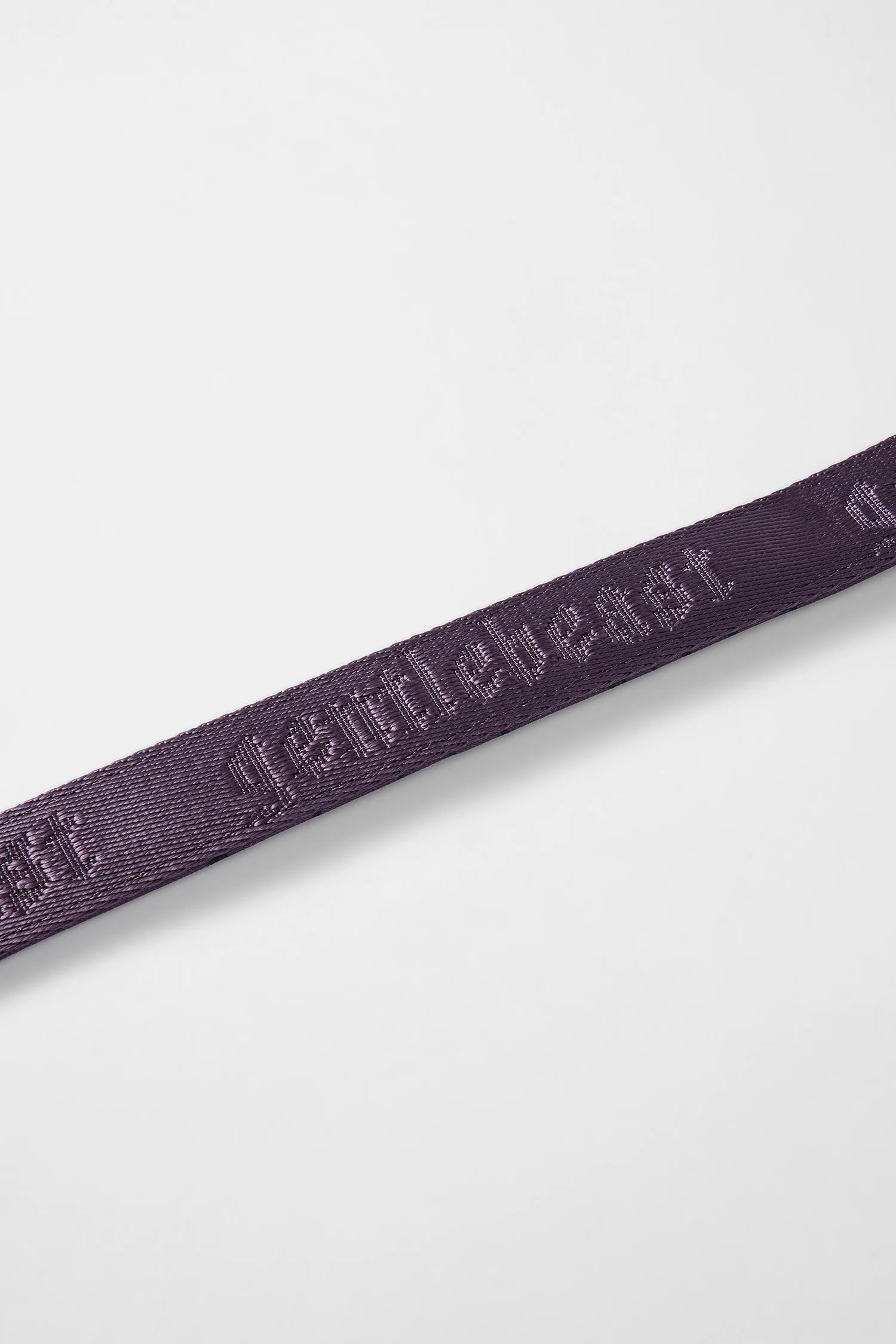 MIDNIGHT WALKER | SHORT LEASH