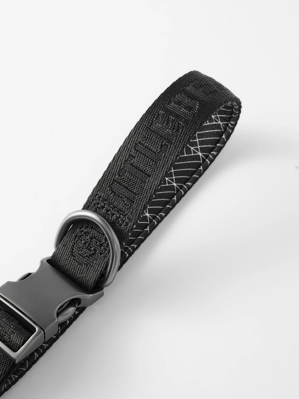 MIDNIGHT WALKER | FREEHAND LEASH