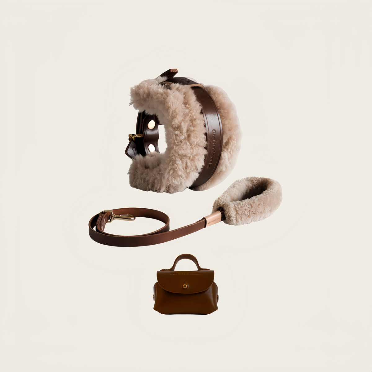 SPLITZ WALKING SET | PELUCHE | Handcrafted Premium Leather Collar + Leash + Waste Bag Holder
